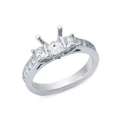 Solitaire Engagement Ring with Princess Cut Diamonds